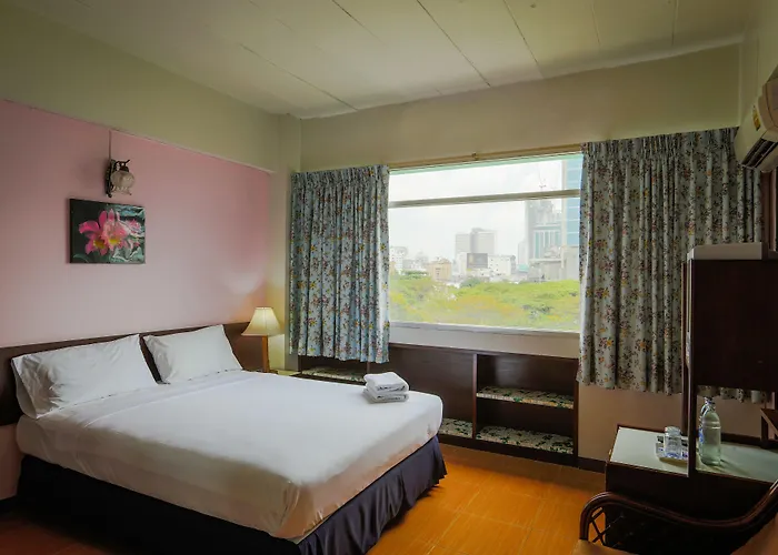 Ruamchitt Travelodge 酒店 曼谷
