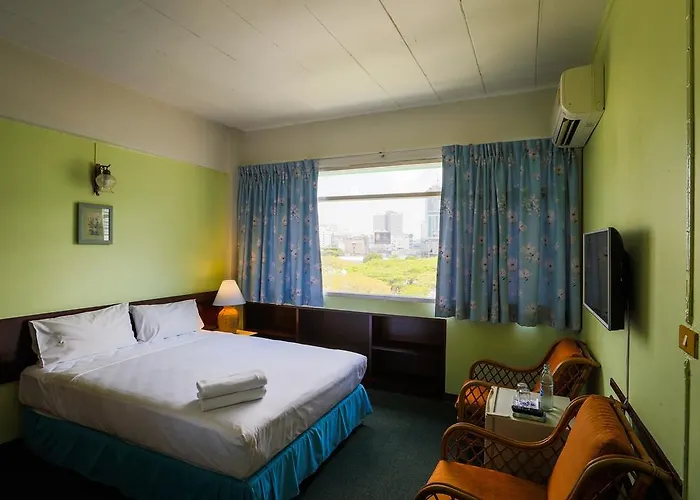 Ruamchitt Travelodge 3* 曼谷