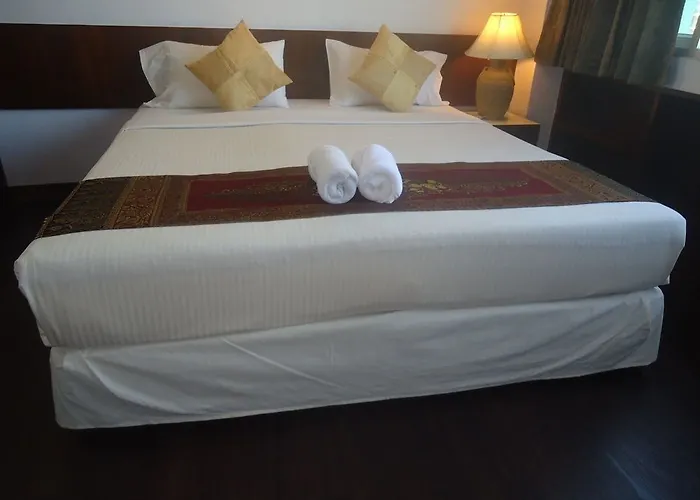 Ruamchitt Travelodge 曼谷